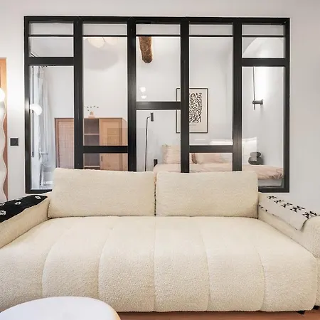 Beautiful Apartment, Old Appartement *