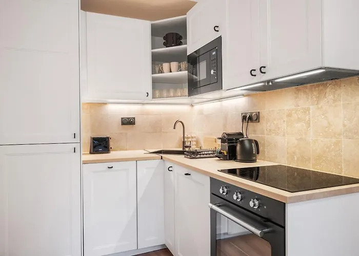 Beautiful Apartment, Old 아파트