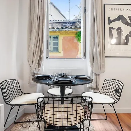 דירה Beautiful Apartment, Old *